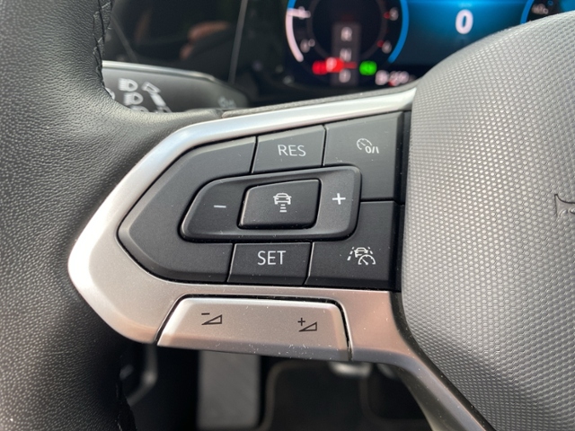 Golf VIII Variant Life 2.0 TDI DSG LED+/3-Zonen/