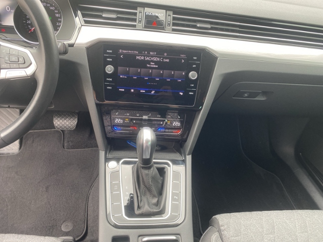 Passat Variant Business 2.0 TDI DSG NAV/SHZ KLIM
