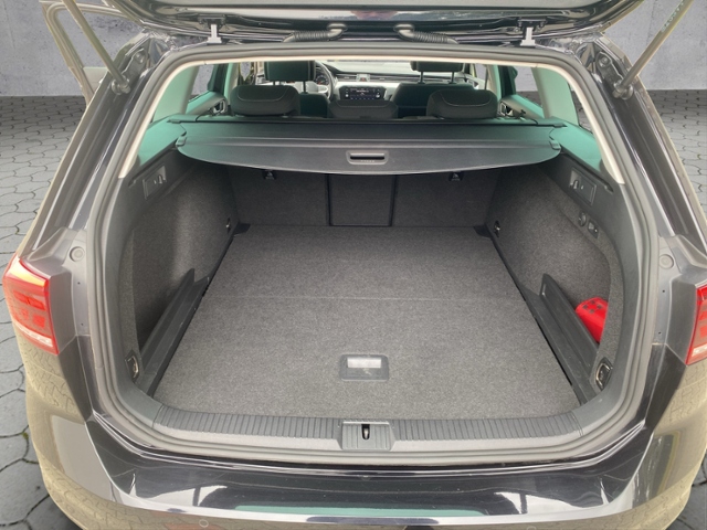 Passat Variant Business 2.0 TDI DSG NAV/SHZ KLIM