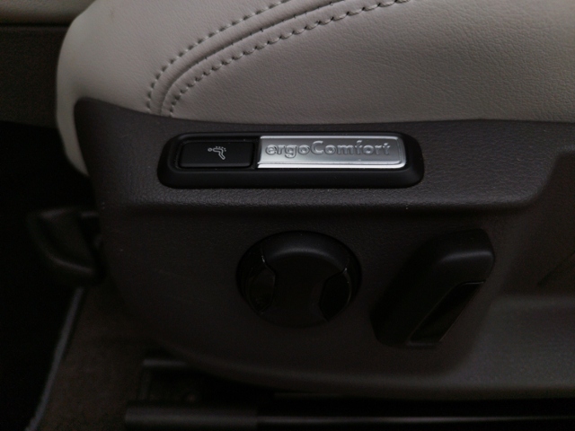 Passat Variant Elegance 2.0 TDI DSG BusinessPrem