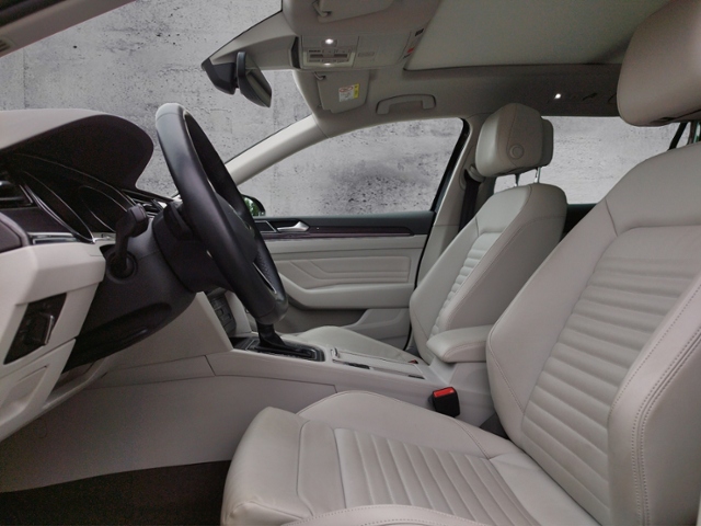 Passat Variant Elegance 2.0 TDI DSG BusinessPrem