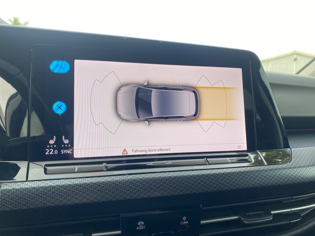 Golf VIII United 1.5 eTSI DSG STH/NAV/ACC KLIMA 