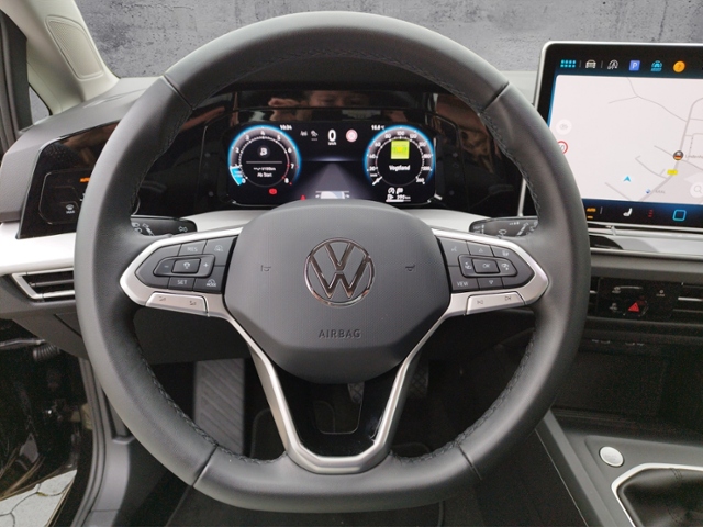 Golf VIII Variant Life 1.5TSI AHK/NAV/ACC/PDC/LE