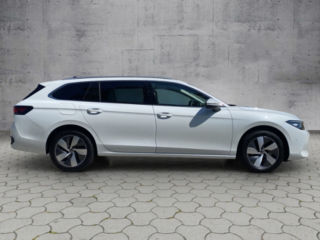 Passat Variant Business 1.5 eTSI DSG IQ.DRIVE KL
