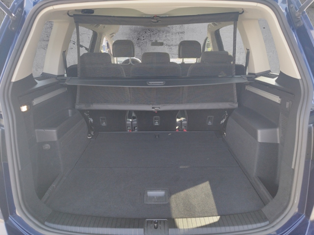 Touran Comfortline 1.5 TSI Business/SHZ KLIMA AL
