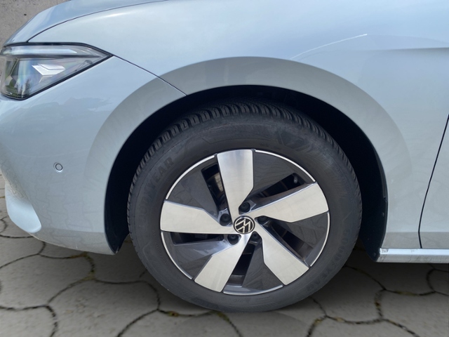 Passat Variant Business 1.5 eTSI DSG IQ.Drive/SH