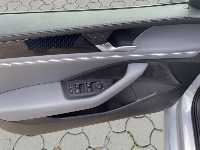 Passat Variant Business 1.5 eTSI DSG IQ.Drive/SH