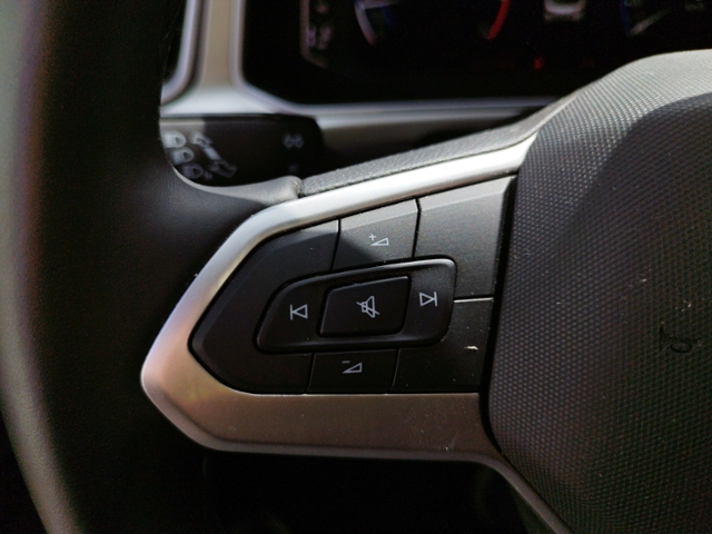 T-Roc Move 1.5 TSI NAV/SHZ/2-Zonen KLIMA LED NAV