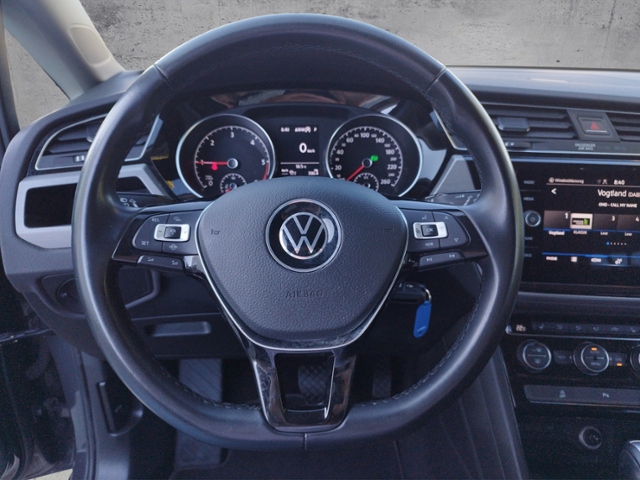 Touran Comfortline 2.0 TDI DSG BusinessP. KLIMA 
