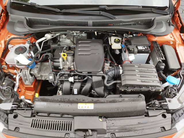 Polo Active 1.0 NAV/SHZ/2-Zonen KLIMA NAVI ALU