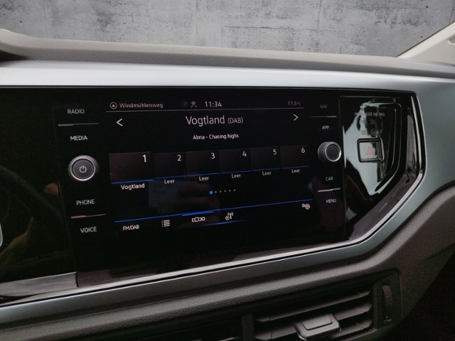 Polo Active 1.0 NAV/SHZ/2-Zonen KLIMA NAVI ALU