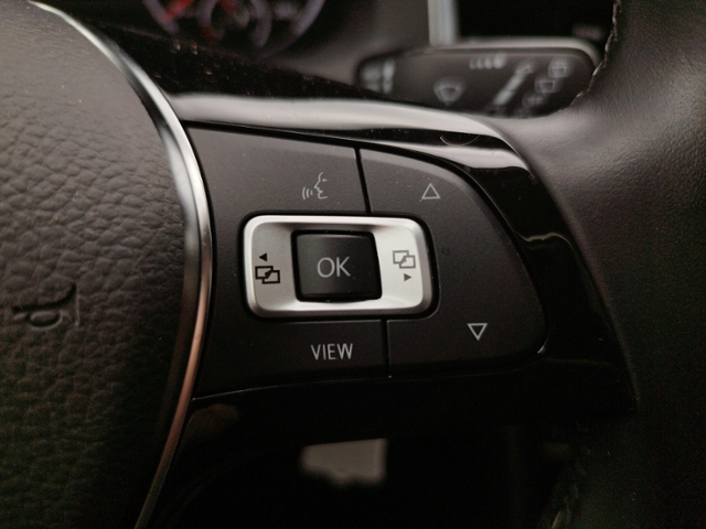Polo Active 1.0 NAV/SHZ/2-Zonen KLIMA NAVI ALU