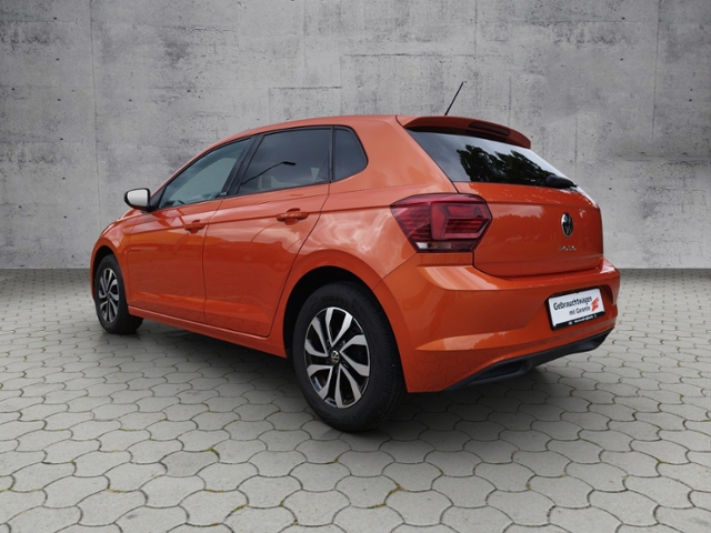 Polo Active 1.0 NAV/SHZ/2-Zonen KLIMA NAVI ALU