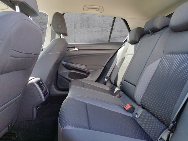 Golf VIII Active 2.0 TDI DSG LED+/NAV/ACC KLIMA 