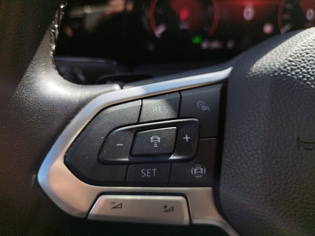 Golf VIII Active 2.0 TDI DSG LED+/NAV/ACC KLIMA 