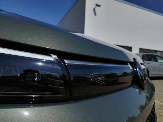 Tiguan R-Line 2.0 TDI DSG PANO/IQ.LIGHT KLIMA LE