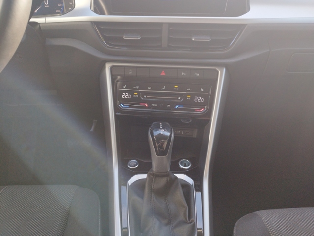 T-Roc Life 1.5 TSI DSG NAV/ACC/SHZ KLIMA LED NAV