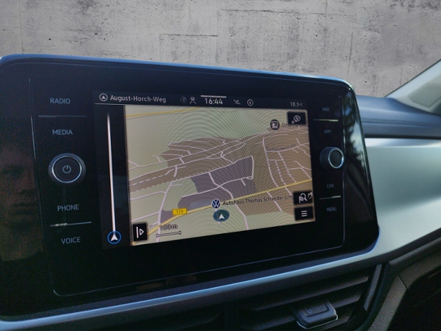 T-Roc Life 1.5 TSI DSG NAV/ACC/SHZ KLIMA LED NAV