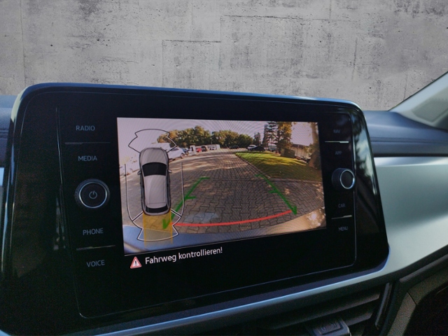 T-Roc Life 1.5 TSI DSG NAV/ACC/SHZ KLIMA LED NAV