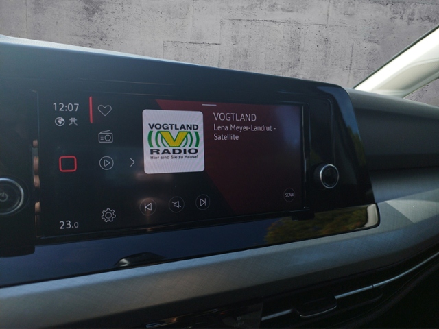 Golf VIII Life 1.5 eTSI DSG ACC/LED KLIMA LED AL