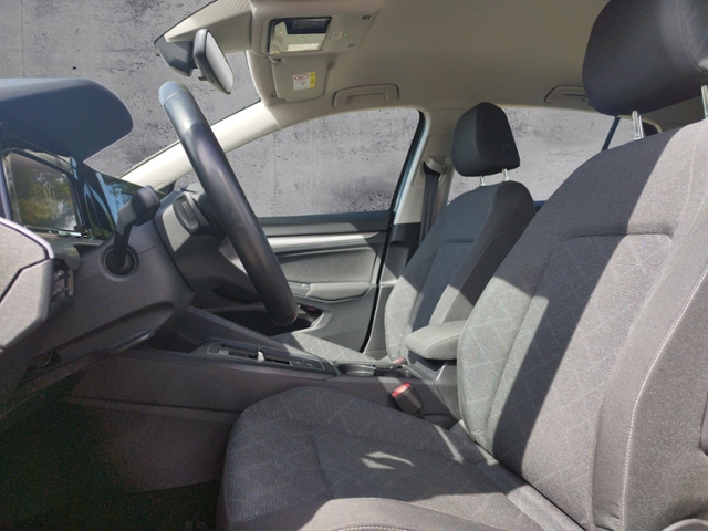 Golf VIII Life 1.5 eTSI DSG ACC/LED KLIMA LED AL