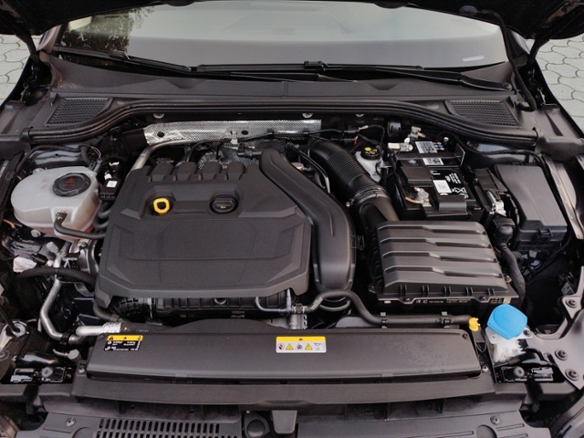 Golf VIII Variant Style 1.5 eTSI DSG BusinessPre