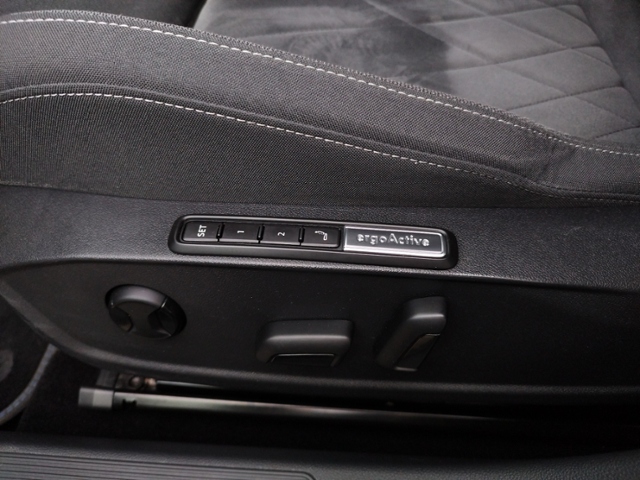 Golf VIII Variant Style 1.5 eTSI DSG BusinessPre