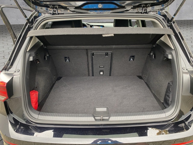 Golf VIII Move 1.5eTSI DSG LED+/NAV/ACC KLIMA NA