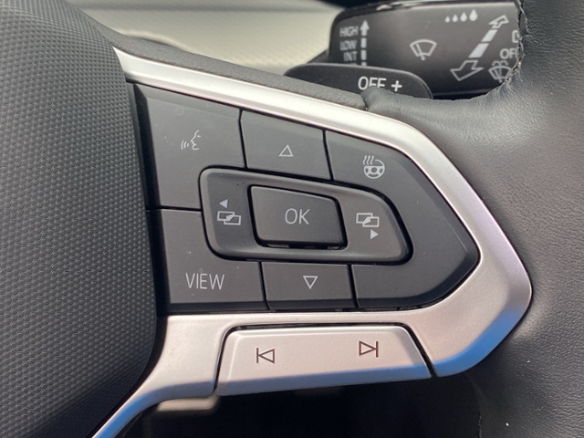 Golf VIII Move 1.5eTSI DSG LED+/NAV/ACC KLIMA NA