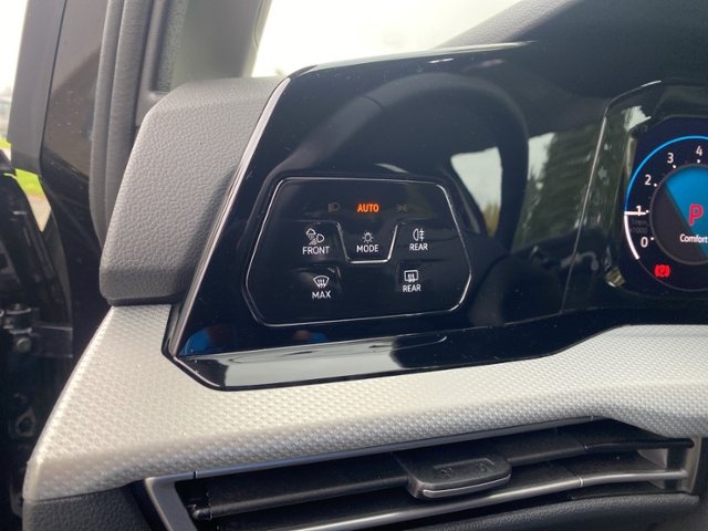 Golf VIII Move 1.5eTSI DSG LED+/NAV/ACC KLIMA NA