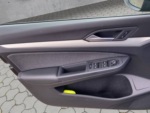 Golf VIII Move 1.5eTSI DSG LED+/NAV/ACC KLIMA NA