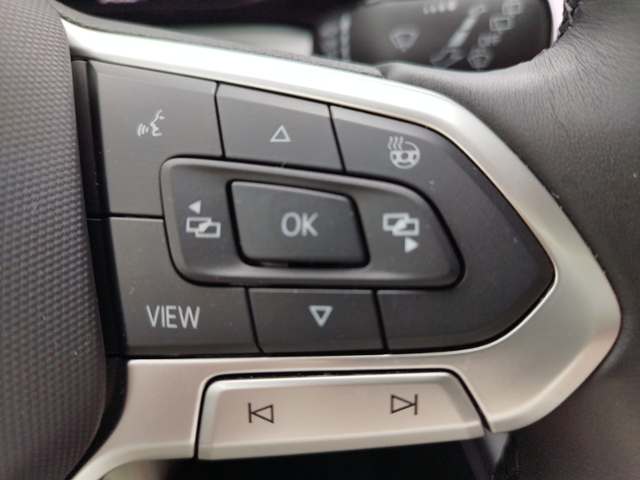 Golf VIII Life 1.5 TSI BusinessPrem./LED+ KLIMA 