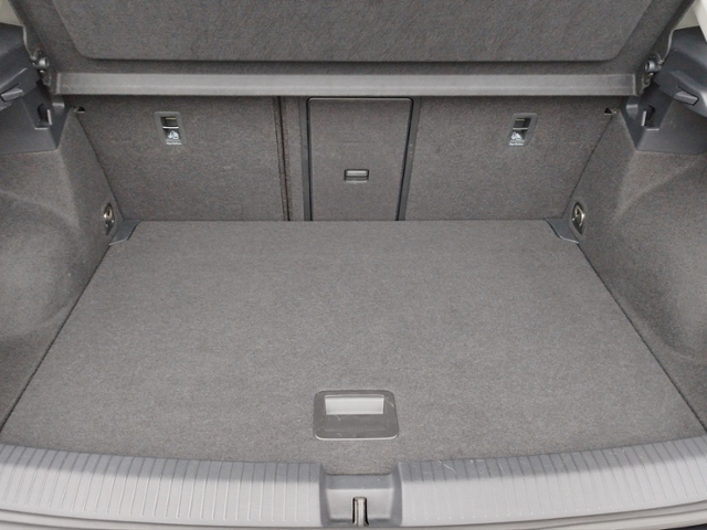 T-Roc Style 1.5TSI DSG/Matrix/AHK/RFK/ACC/Carpla