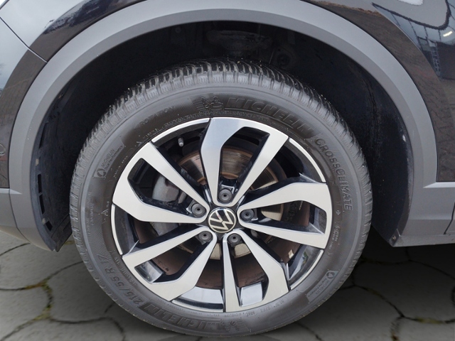 T-Roc Style 1.5TSI DSG/Matrix/AHK/RFK/ACC/Carpla