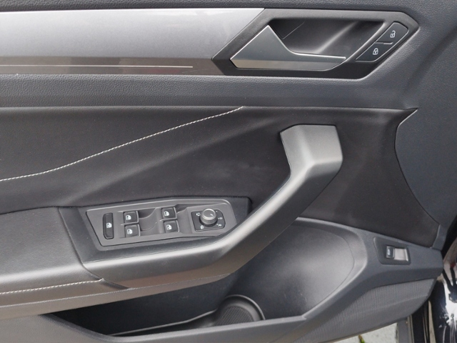 T-Roc Style 1.5TSI DSG/Matrix/AHK/RFK/ACC/Carpla