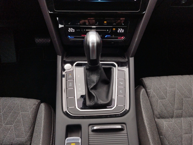 Passat Variant Business 2.0TDI DSG/Matrix/Navi/A