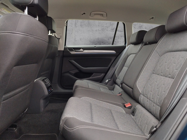Passat Variant Business 2.0TDI DSG/Matrix/Navi/A