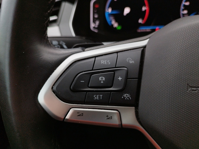 Passat Variant Business 2.0TDI DSG/Matrix/Navi/A