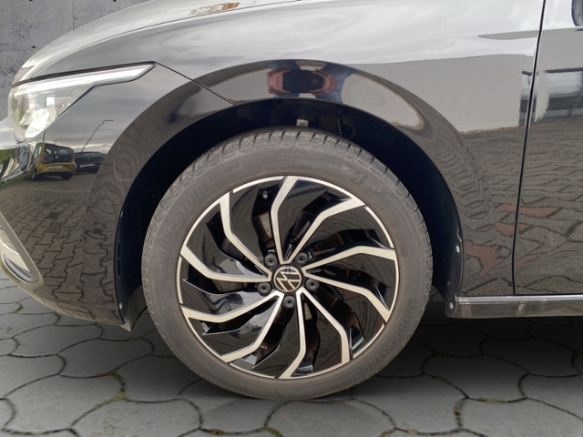 Golf VIII Active 2.0TDI DSG/Matrix/Navi/RFK/ACC/