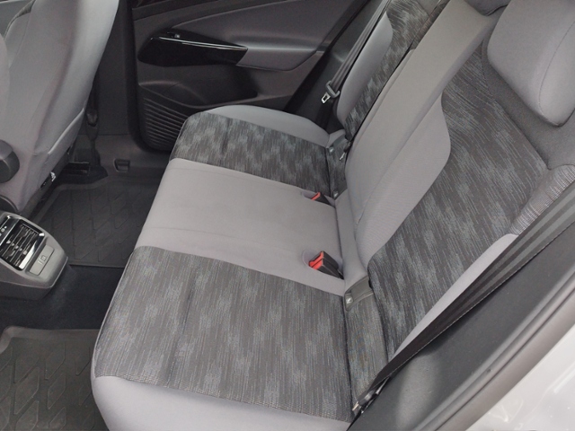 ID.4 Pro Perform 150kW Navi/AHK/ACC/RFK/SHZ/Carp