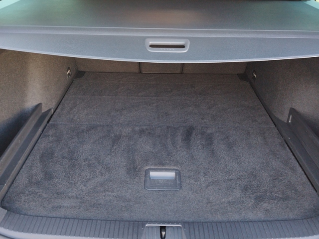 Passat Variant Business 2.0TDI DSG/Matrix/Navi/R