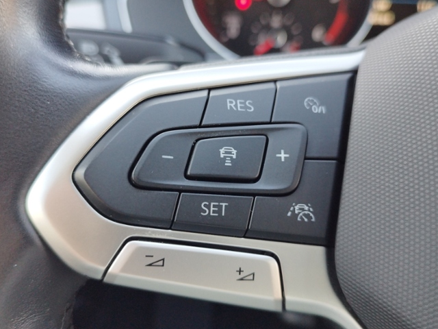 Passat Variant Business 2.0TDI DSG/Matrix/Navi/R