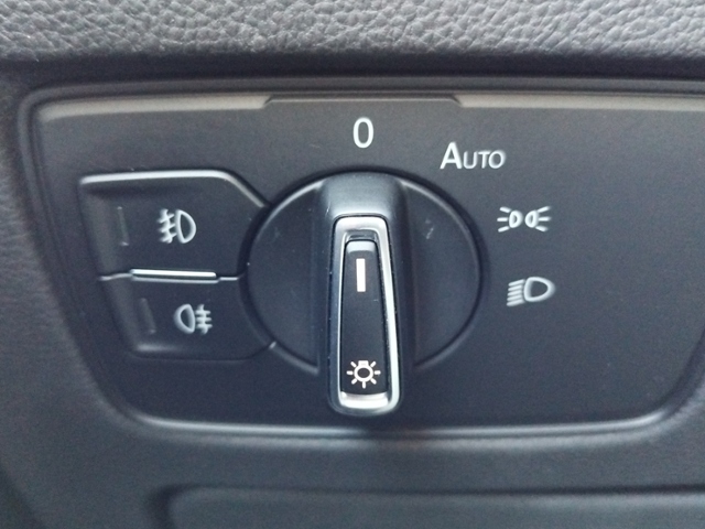 Passat Variant Business 2.0TDI DSG/Matrix/Navi/R