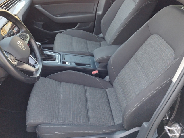 Passat Variant Business 2.0TDI DSG/Matrix/Navi/R