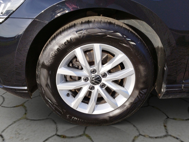 Passat Variant Business 2.0TDI DSG/AHK/Navi/SHZ/