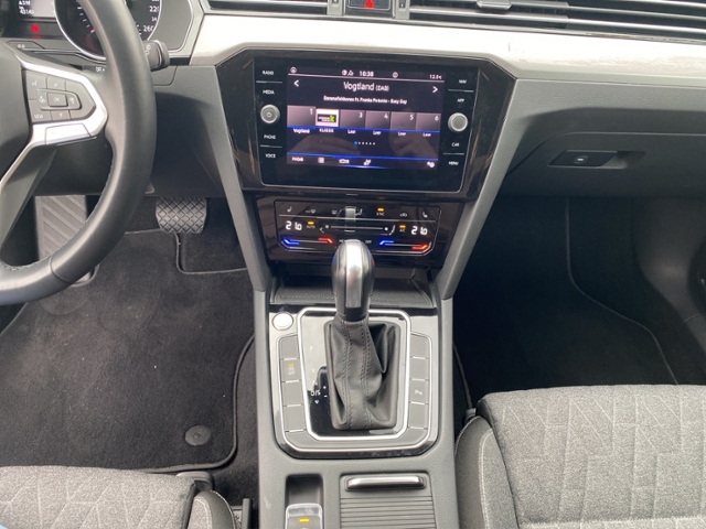 Passat Variant Business 2.0 TDI DSG NAV/SHZ KLIM