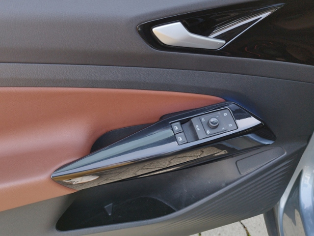 ID.5 Pro Performance PANO/HUD/IQ.LIGHT KLIMA LED