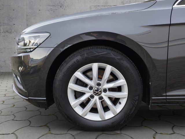 Passat Variant Business 2.0 TDI DSG NAV/Vienna K