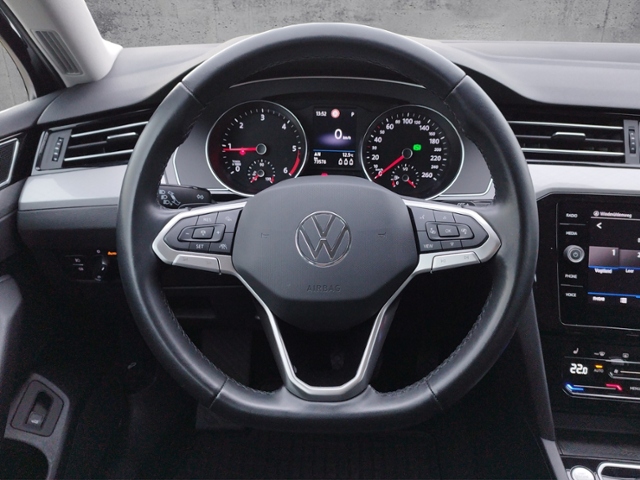 Passat Variant Business 2.0 TDI DSG NAV/Vienna K