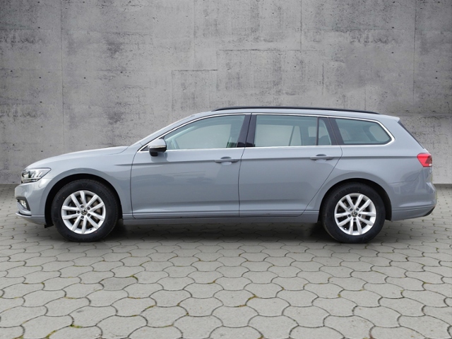Passat Variant Business 2.0 TDI DSG STH/NAV KLIM